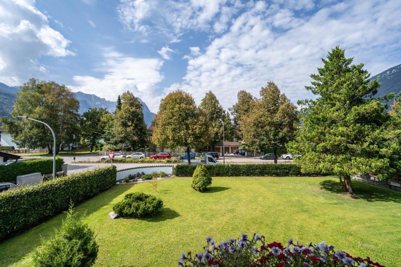 Hotel Garni Brunnthaler Garmisch-Partenkirchen Luaran gambar