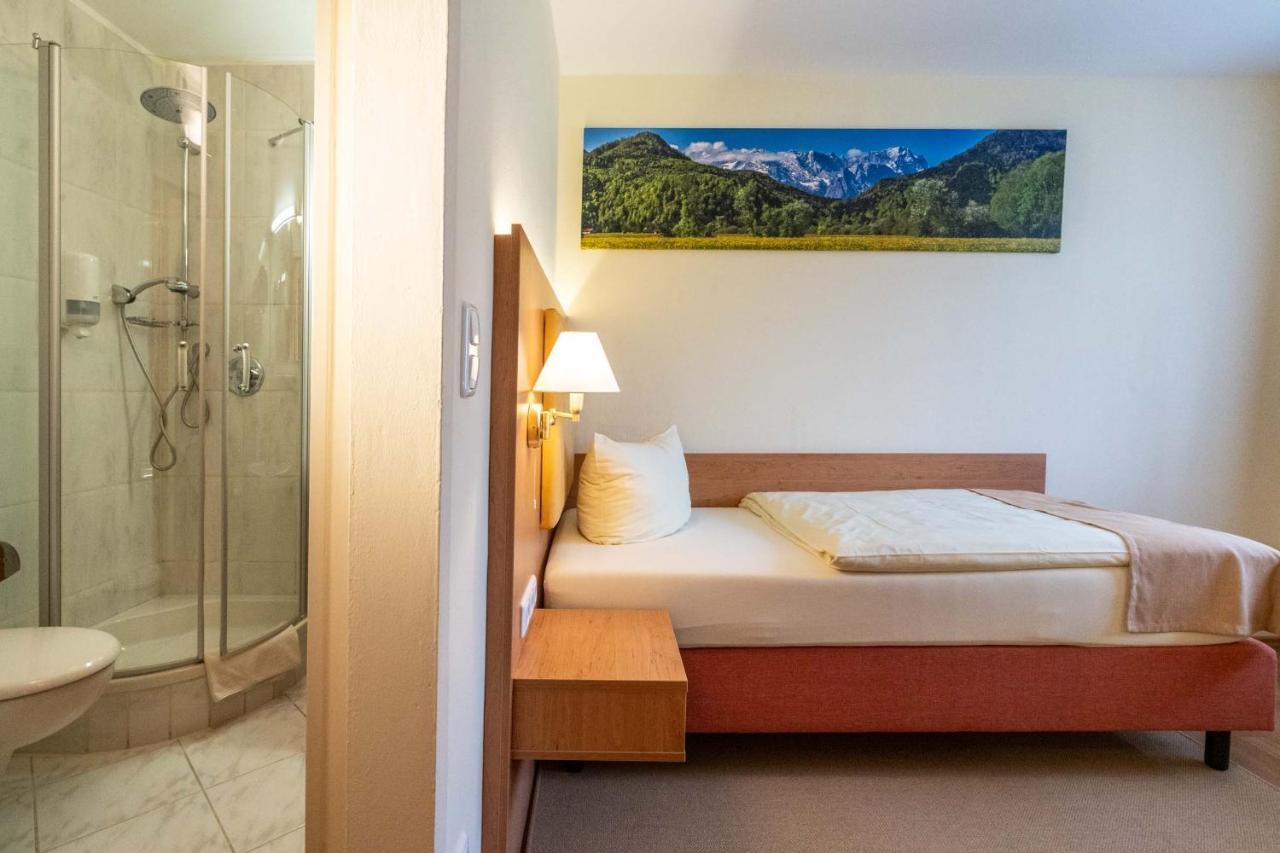 Hotel Garni Brunnthaler Garmisch-Partenkirchen Luaran gambar